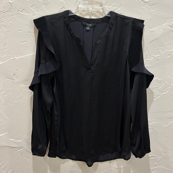 Simply Vera Vera Wang Black Ruffle Long Sleeve Blouse Size Large - Picture 1 of 5